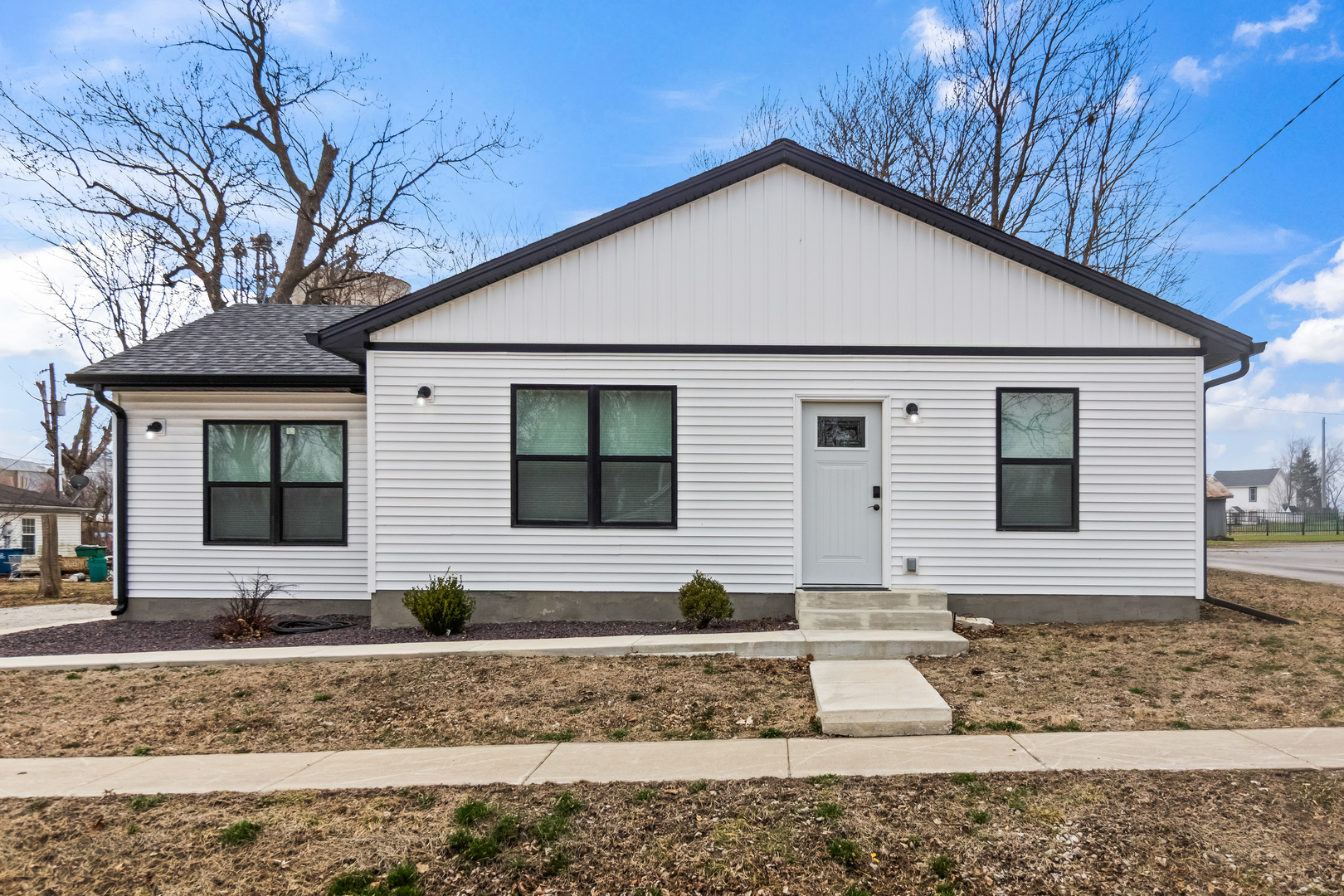 105 S East Street, Towanda, IL 61776