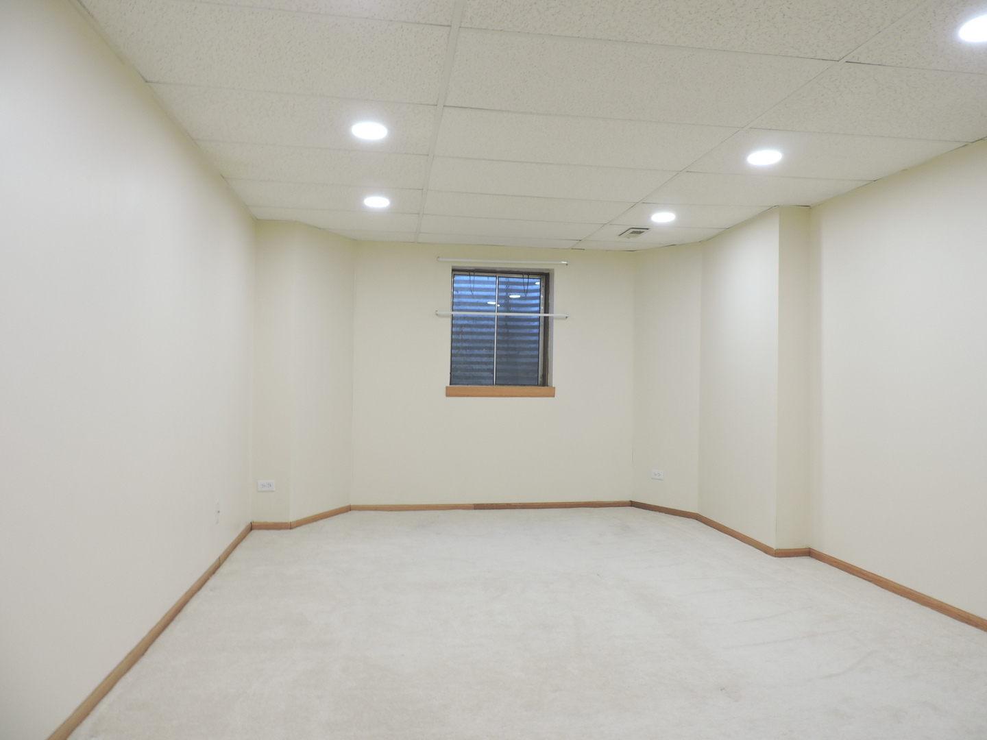 1028 Beninford Lane, Westmont, IL 60559