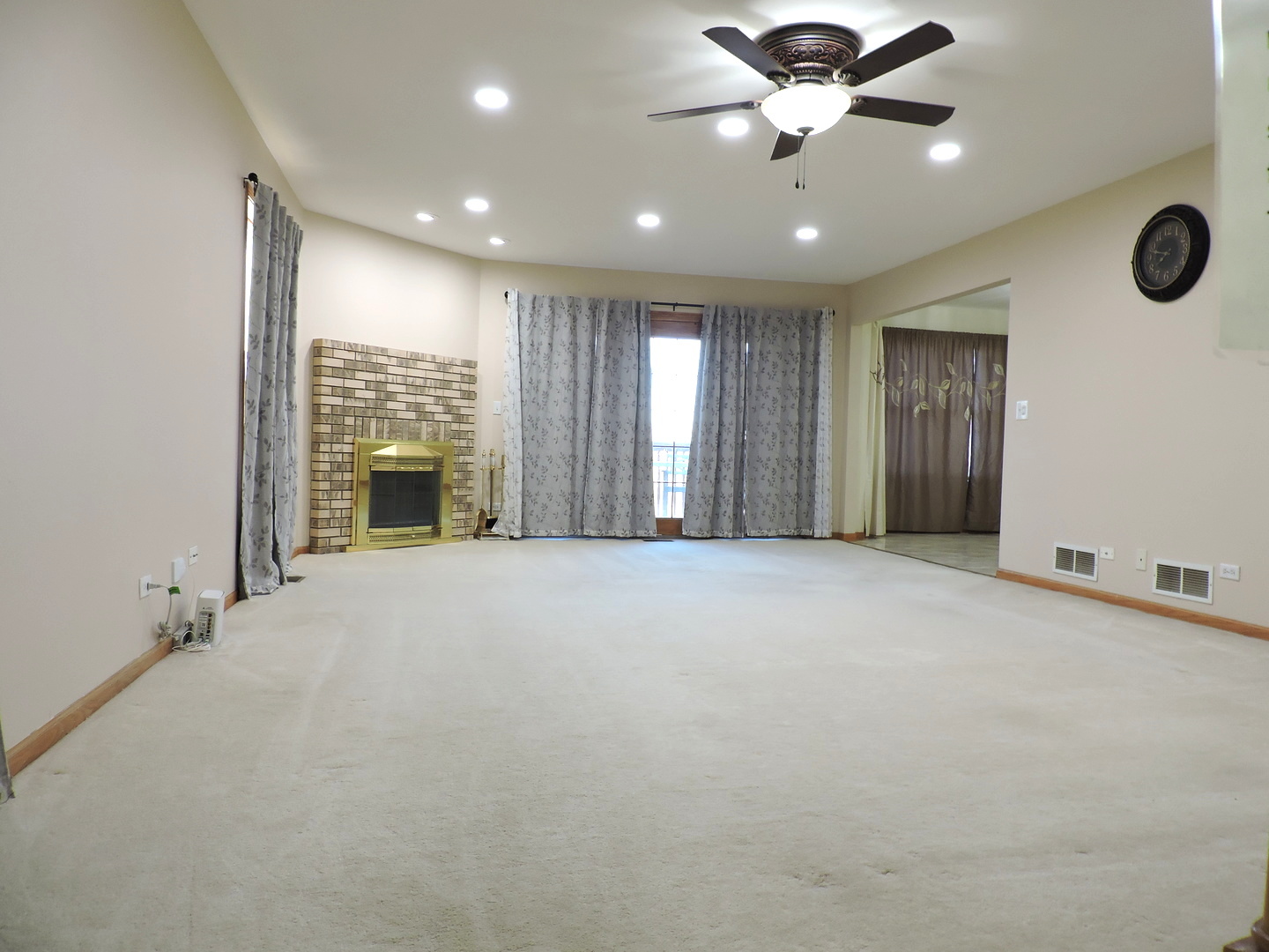 1028 Beninford Lane, Westmont, IL 60559