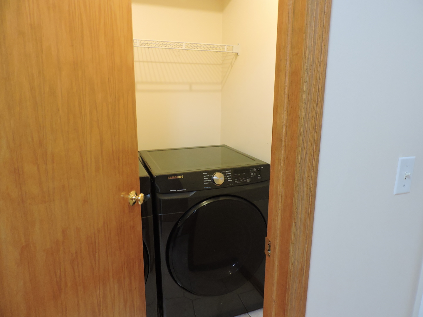 1028 Beninford Lane, Westmont, IL 60559