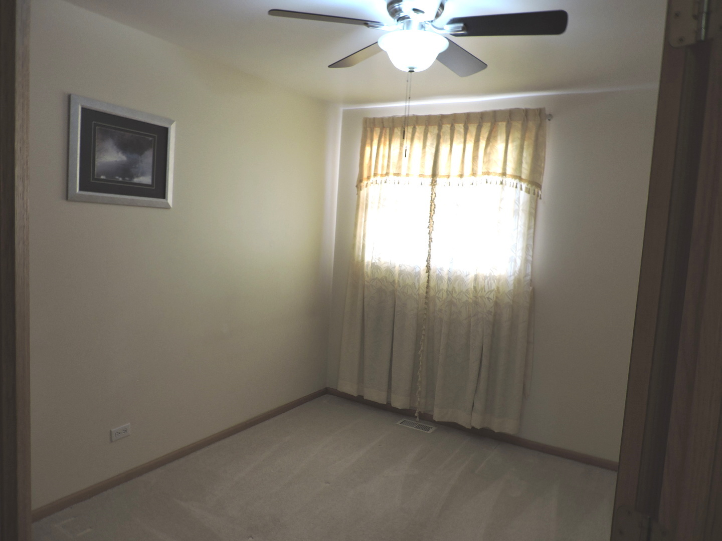 1028 Beninford Lane, Westmont, IL 60559