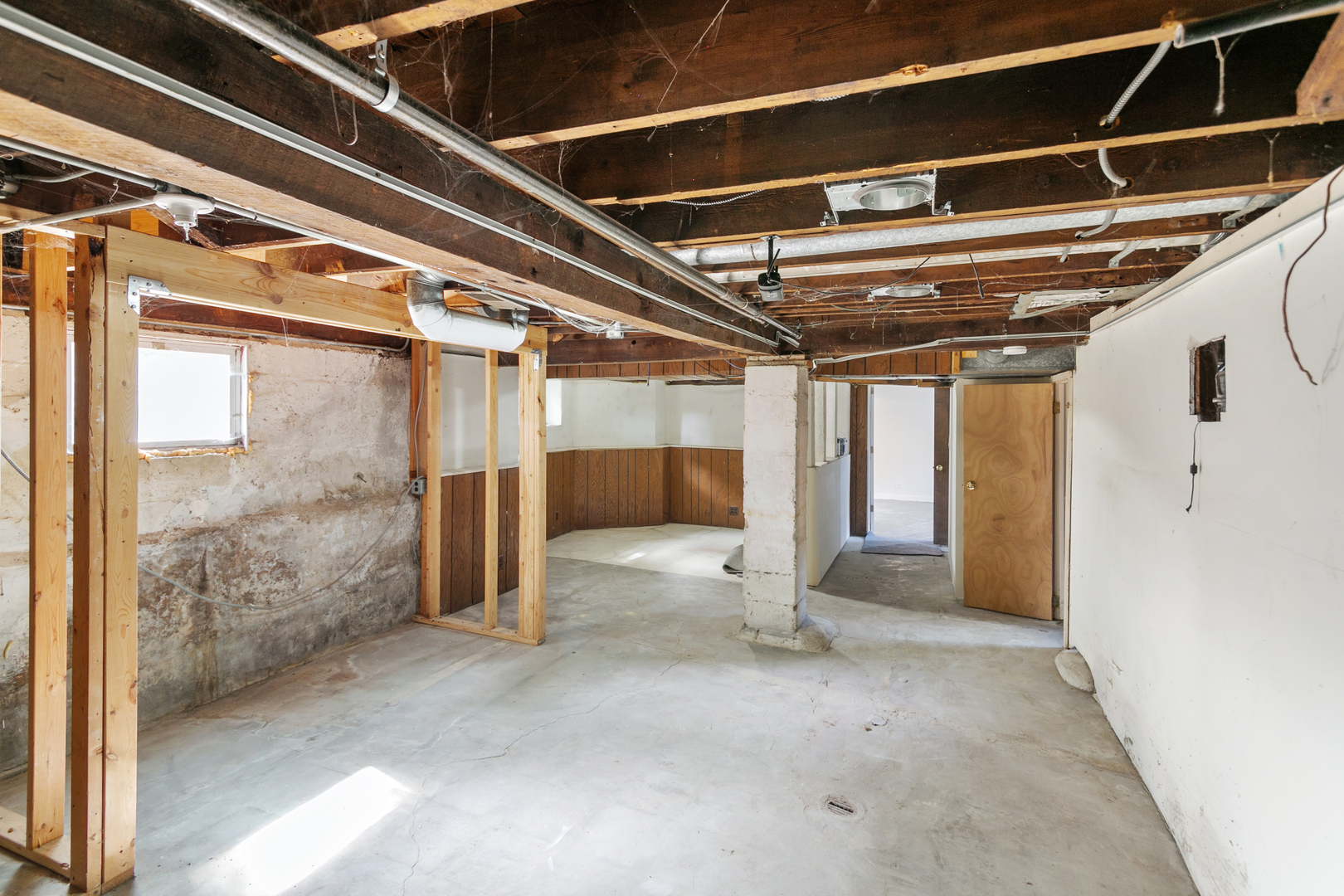 9412 S Homan Avenue, Evergreen Park, IL 60805