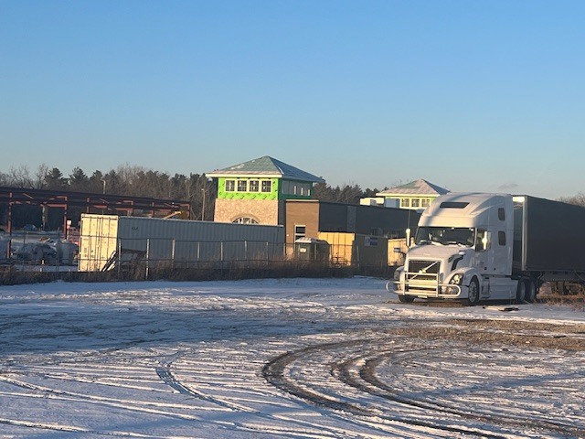 2227 N Rand Road, Palatine, IL 60074