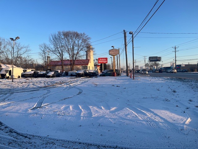 2227 N Rand Road, Palatine, IL 60074