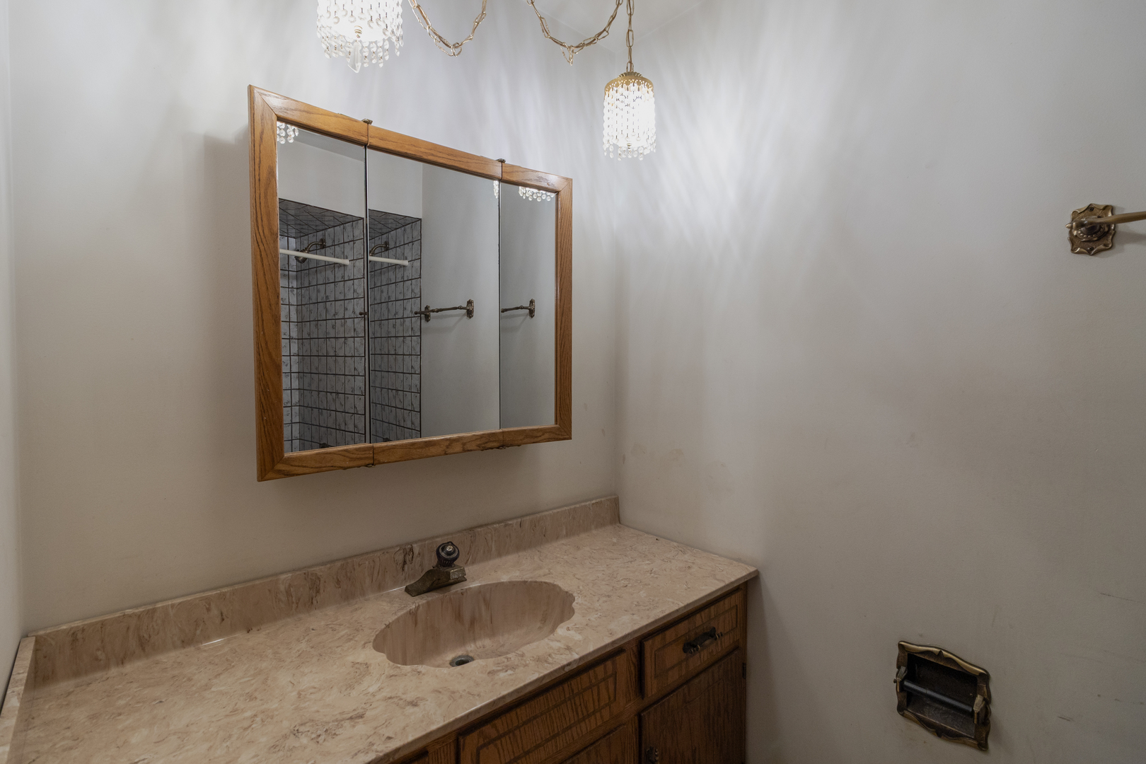 9901 W 57th Street, Countryside, IL 60525