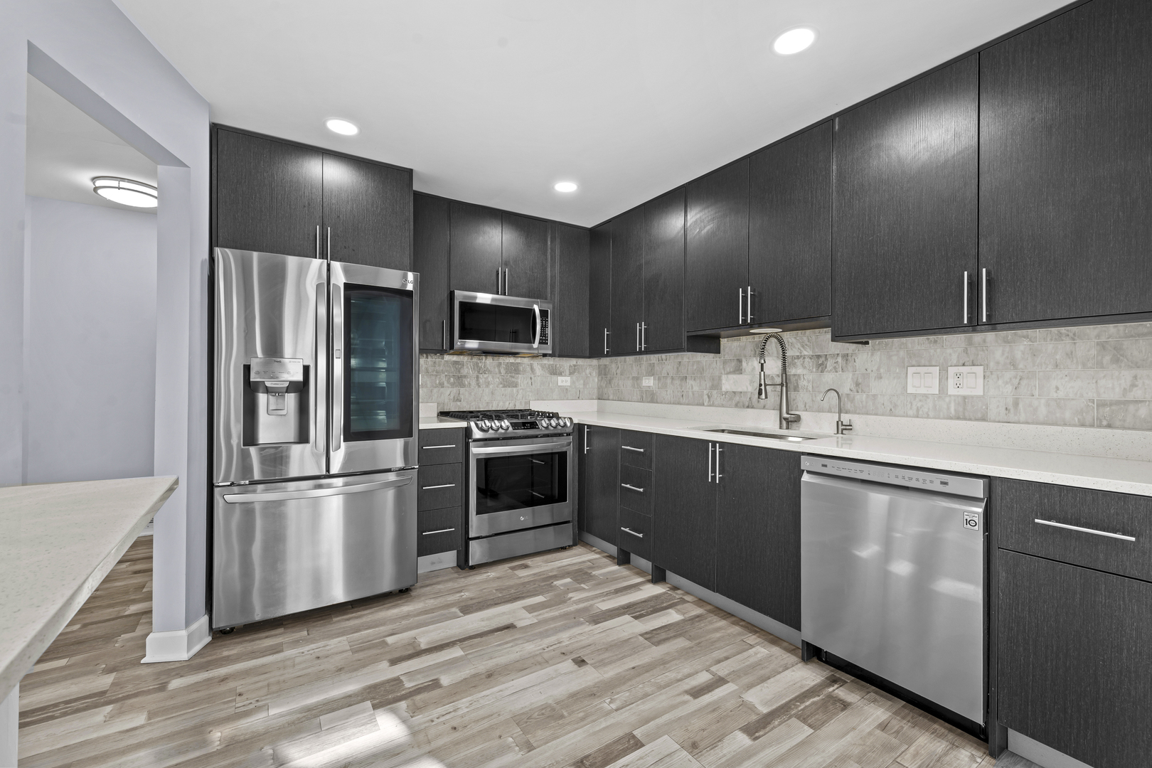 52 Brookston Drive #D2, Schaumburg, IL 60193