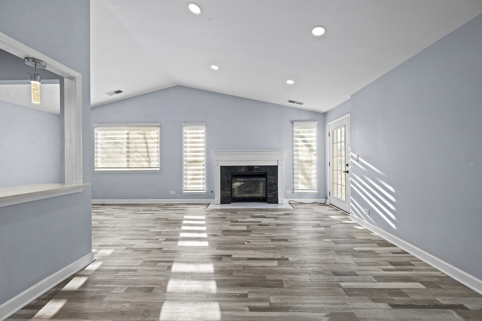 52 Brookston Drive #D2, Schaumburg, IL 60193