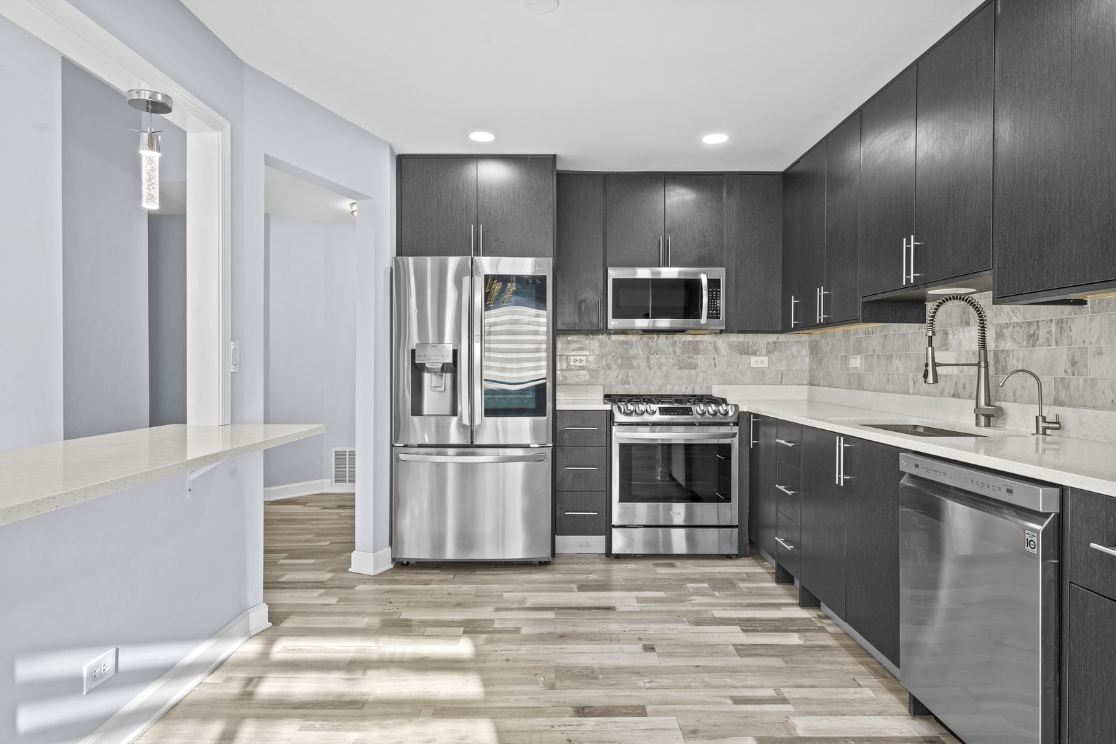 52 Brookston Drive #D2, Schaumburg, IL 60193