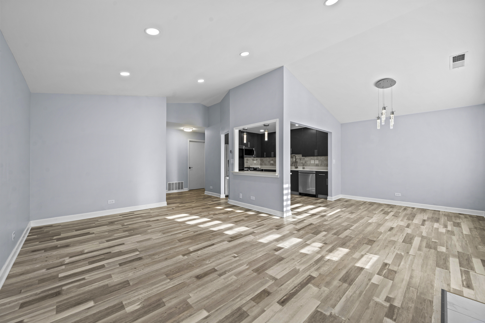 52 Brookston Drive #D2, Schaumburg, IL 60193