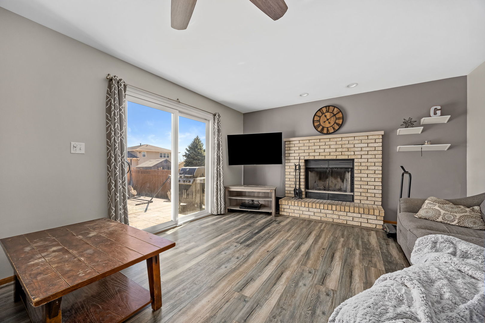 1928 Sybil Drive, Crest Hill, IL 60403