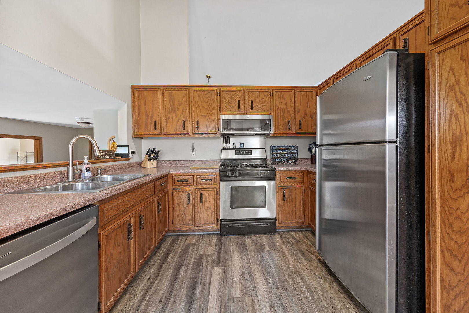 1928 Sybil Drive, Crest Hill, IL 60403