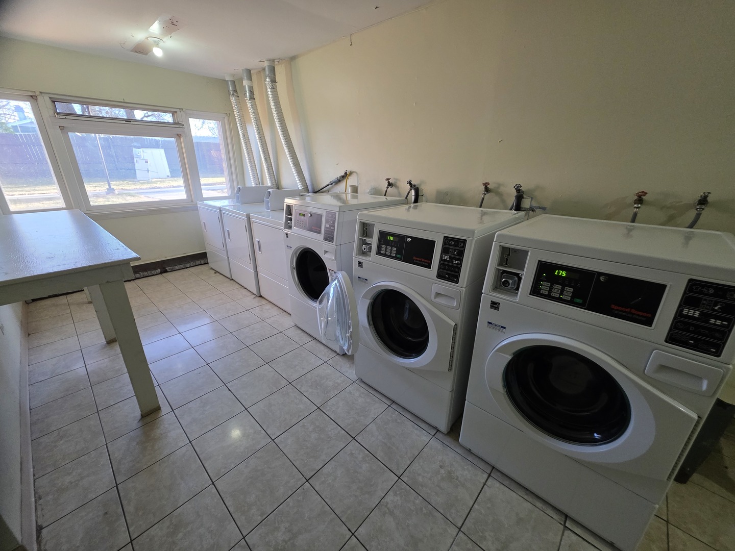 1045 Higgins Quarters Drive #4-101, Hoffman Estates, IL 60169