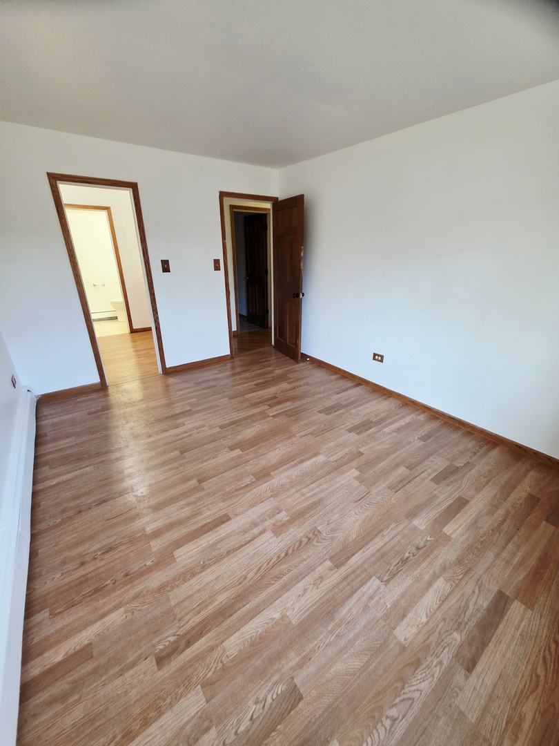 1045 Higgins Quarters Drive #4-101, Hoffman Estates, IL 60169