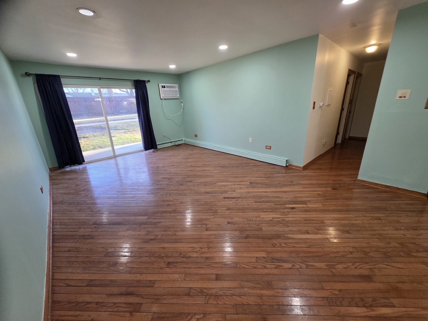 1045 Higgins Quarters Drive #4-101, Hoffman Estates, IL 60169