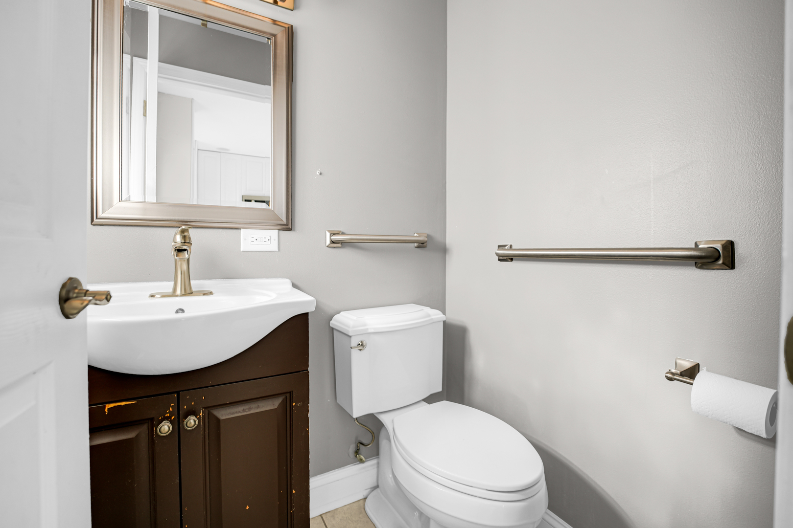 9523 S Kostner Avenue, Oak Lawn, IL 60453