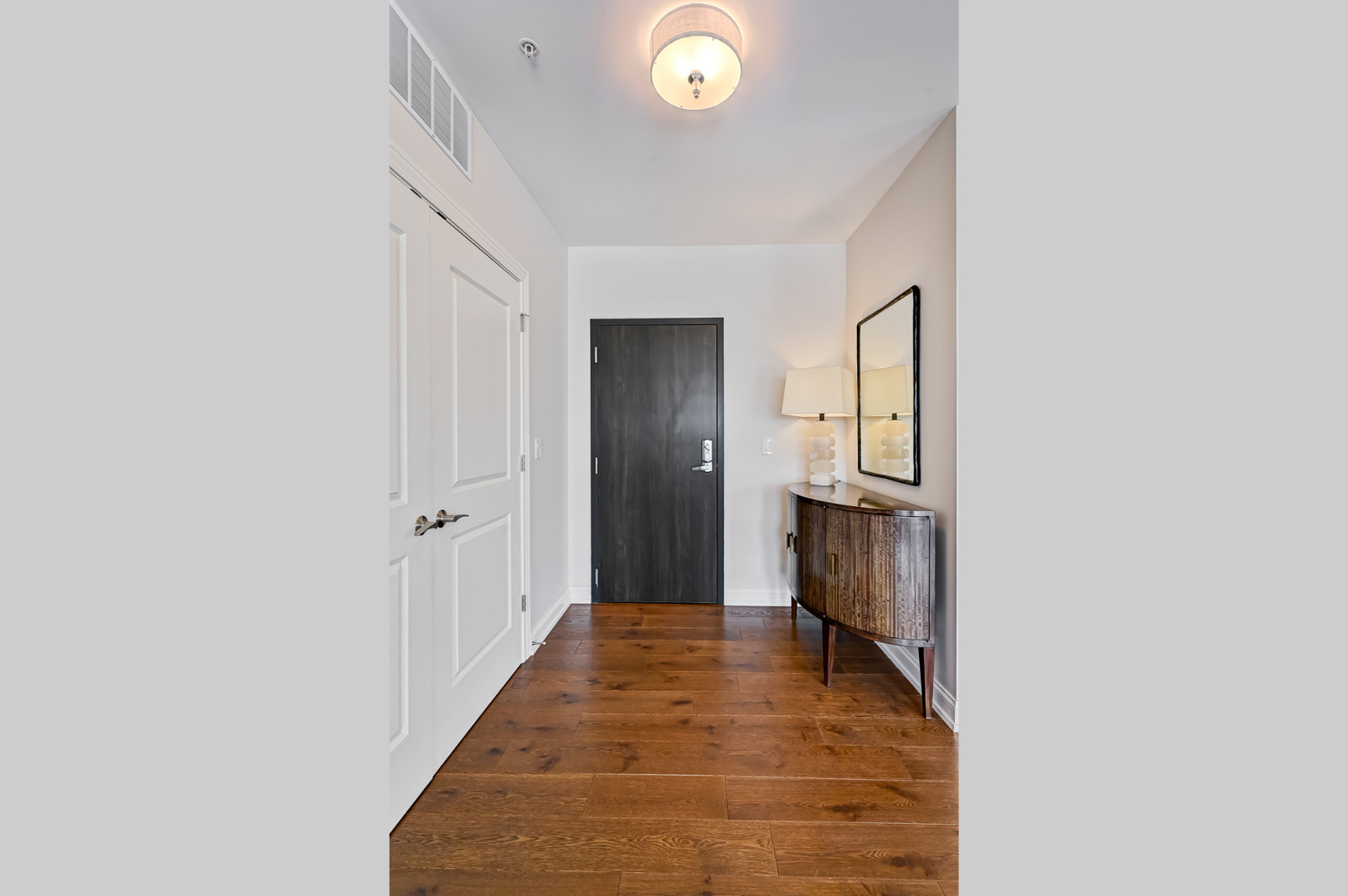 4441 Wolf Road #206, Western Springs, IL 60558