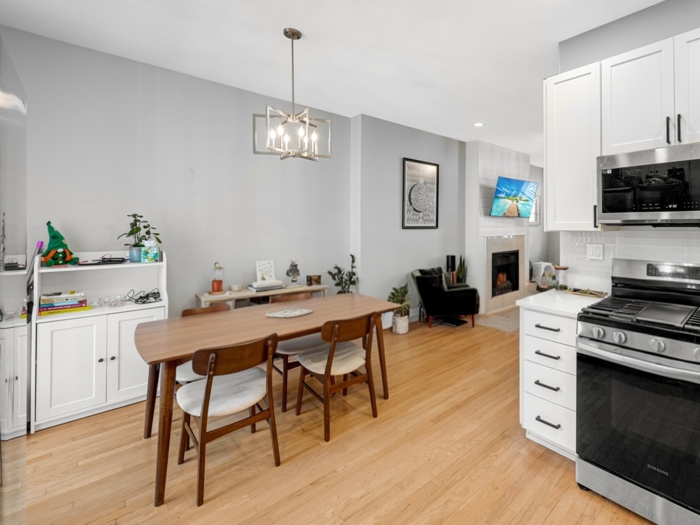 1733 W Crystal Street #C, Chicago, IL 60622