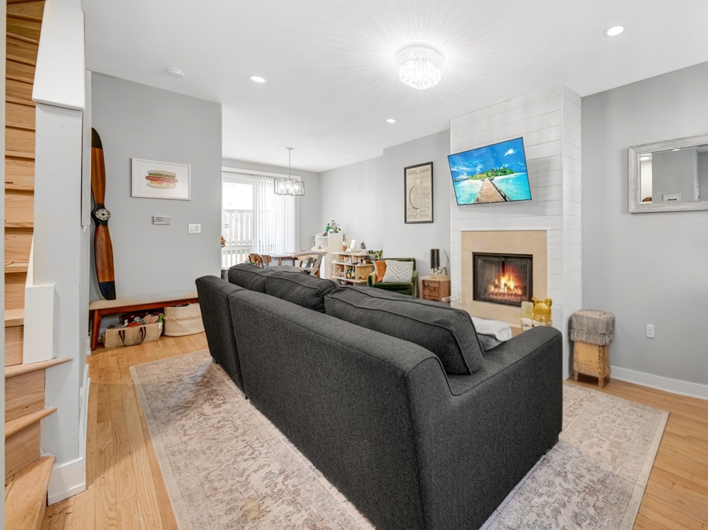 1733 W Crystal Street #C, Chicago, IL 60622