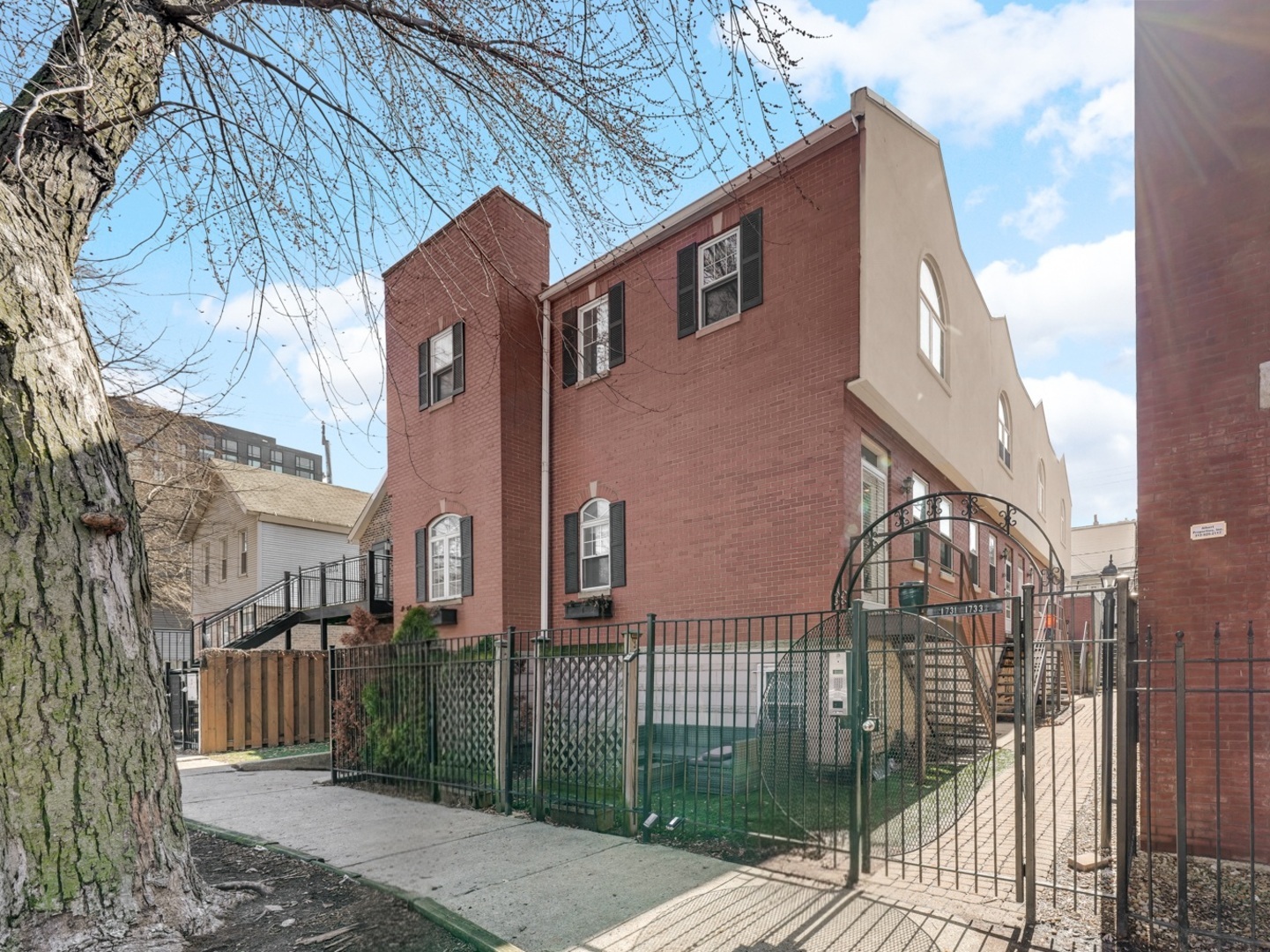 1733 W Crystal Street #C, Chicago, IL 60622