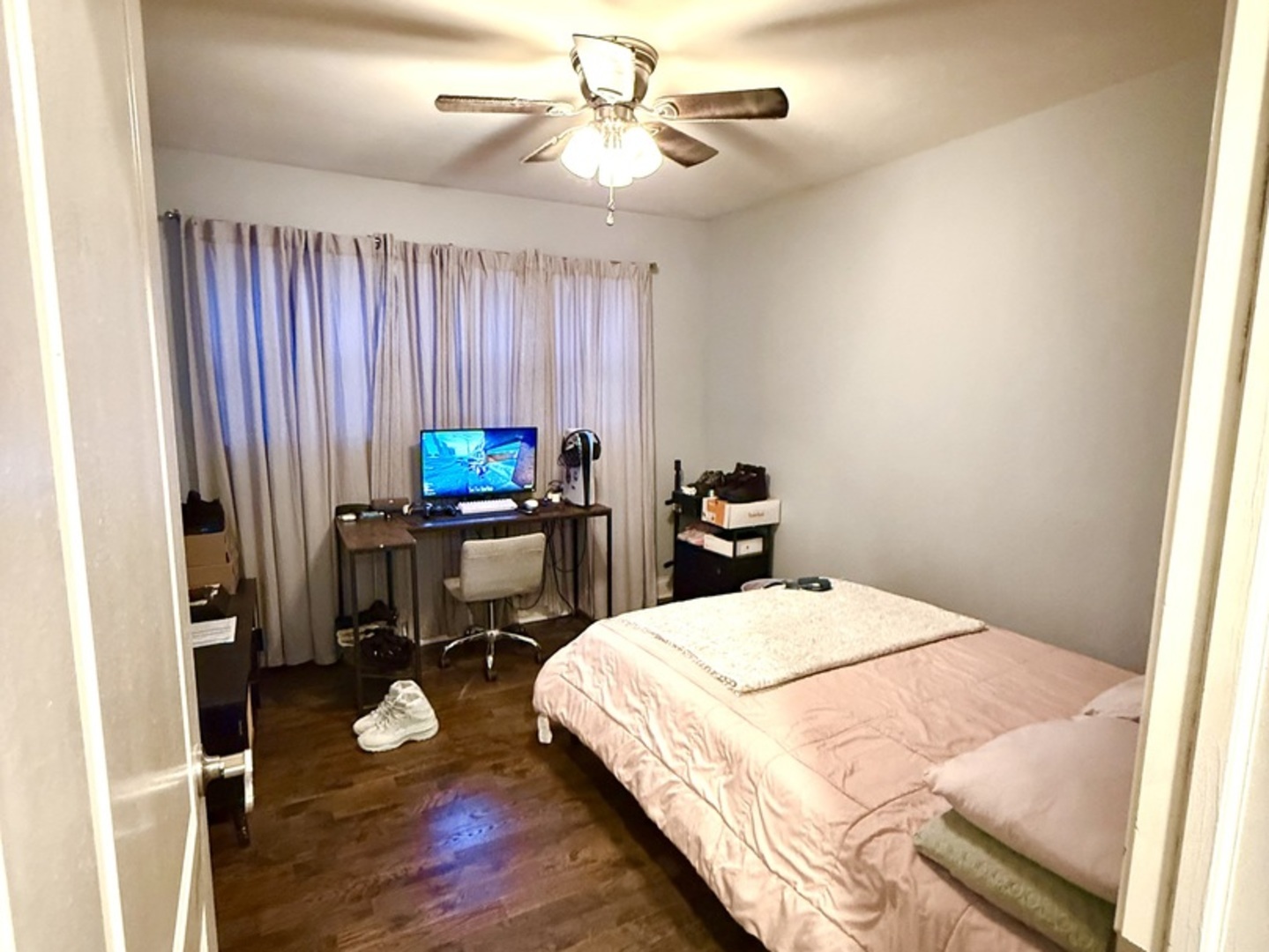 7707 S Damen Avenue, Chicago, IL 60620