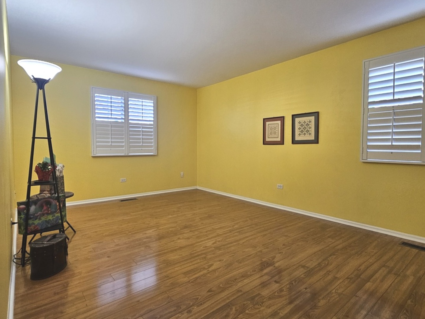 230 Windsor Lane #A, Willowbrook, IL 60527