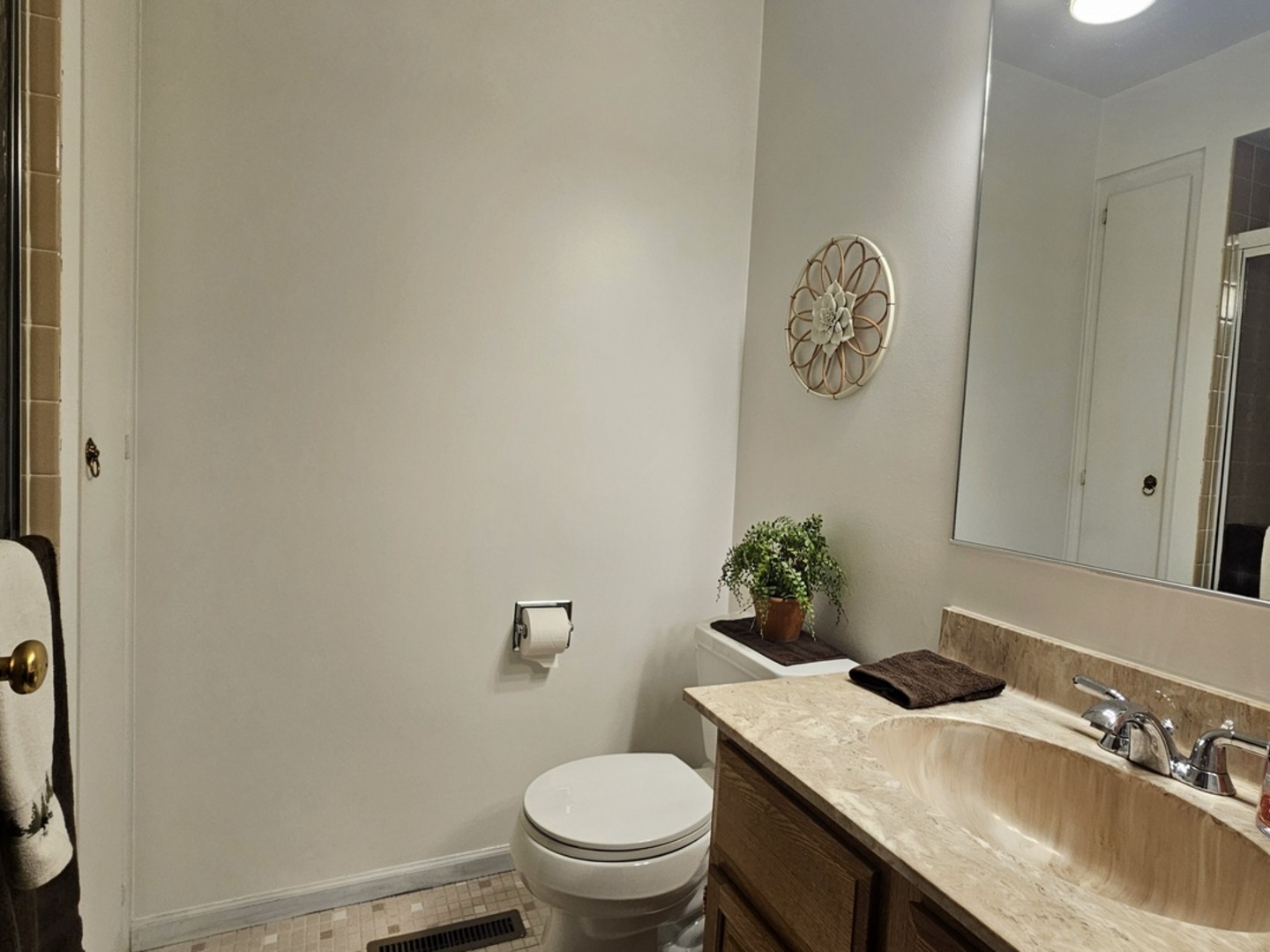 230 Windsor Lane #A, Willowbrook, IL 60527