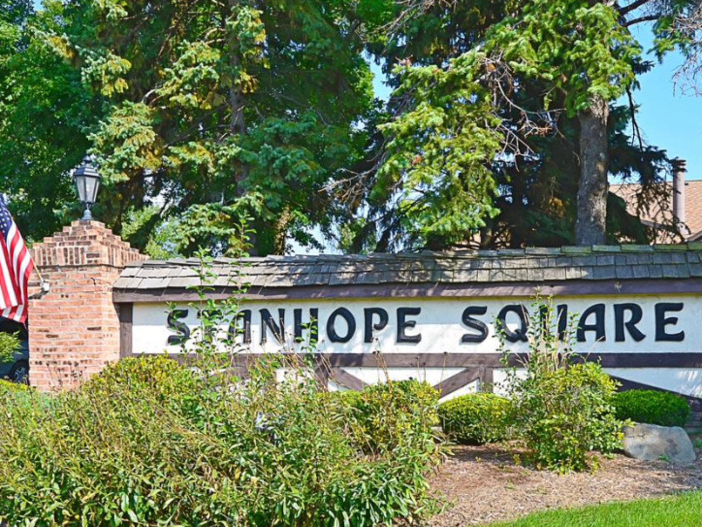 230 Windsor Lane #A, Willowbrook, IL 60527