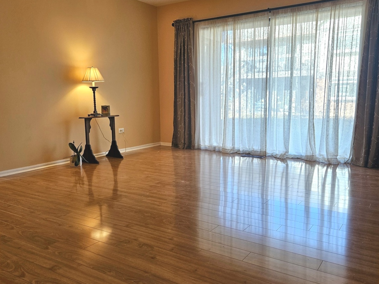 230 Windsor Lane #A, Willowbrook, IL 60527