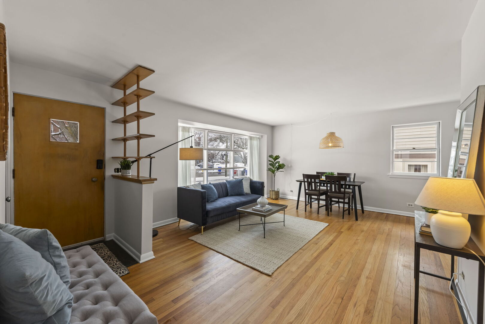 357 Bryant Avenue, Glen Ellyn, IL 60137