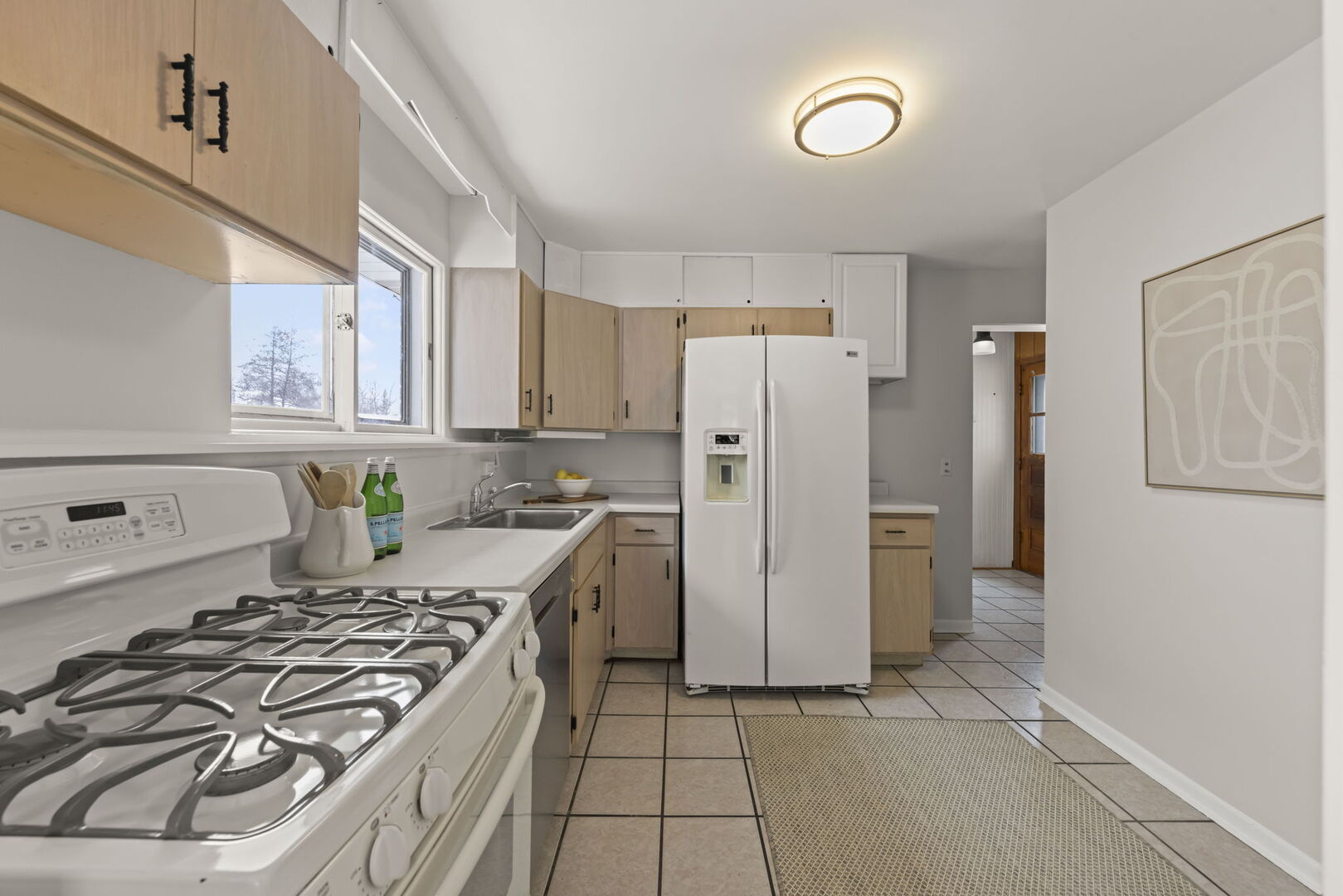 357 Bryant Avenue, Glen Ellyn, IL 60137