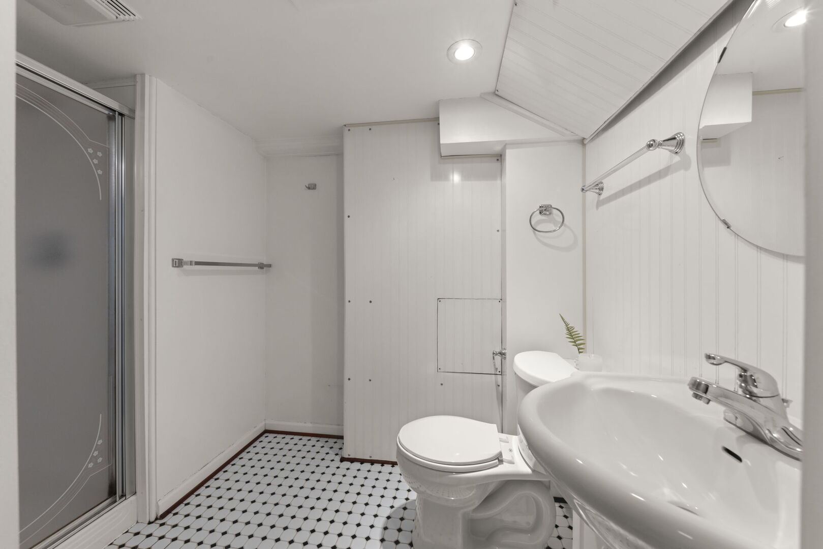 357 Bryant Avenue, Glen Ellyn, IL 60137