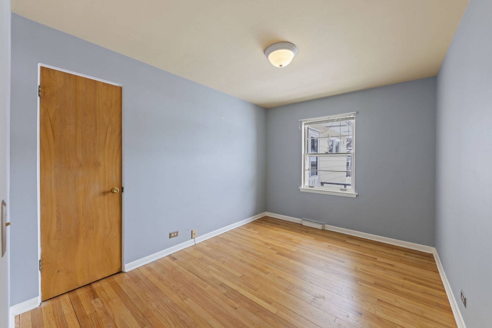 357 Bryant Avenue, Glen Ellyn, IL 60137