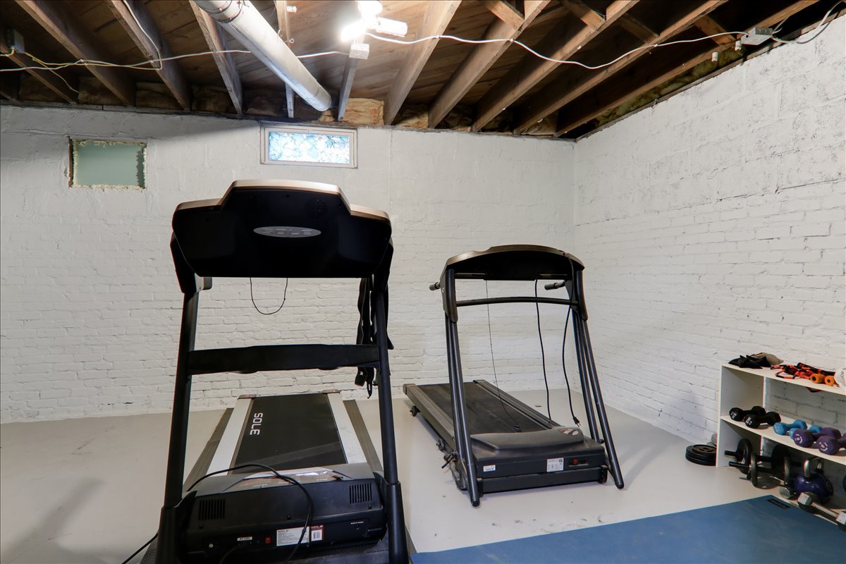 302 E Main Street, Colfax, IL 61728