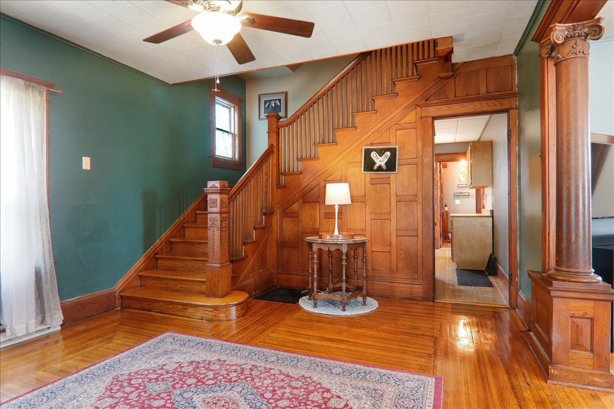 302 E Main Street, Colfax, IL 61728