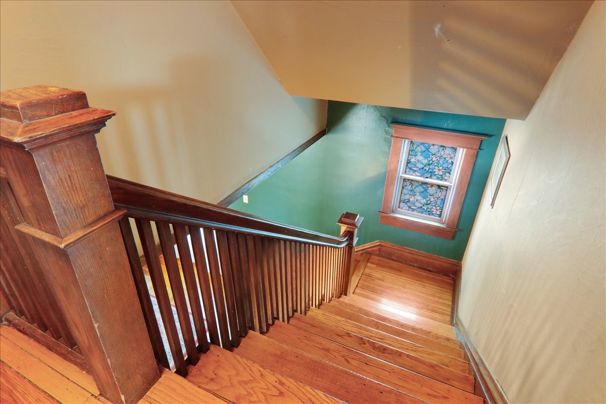 302 E Main Street, Colfax, IL 61728