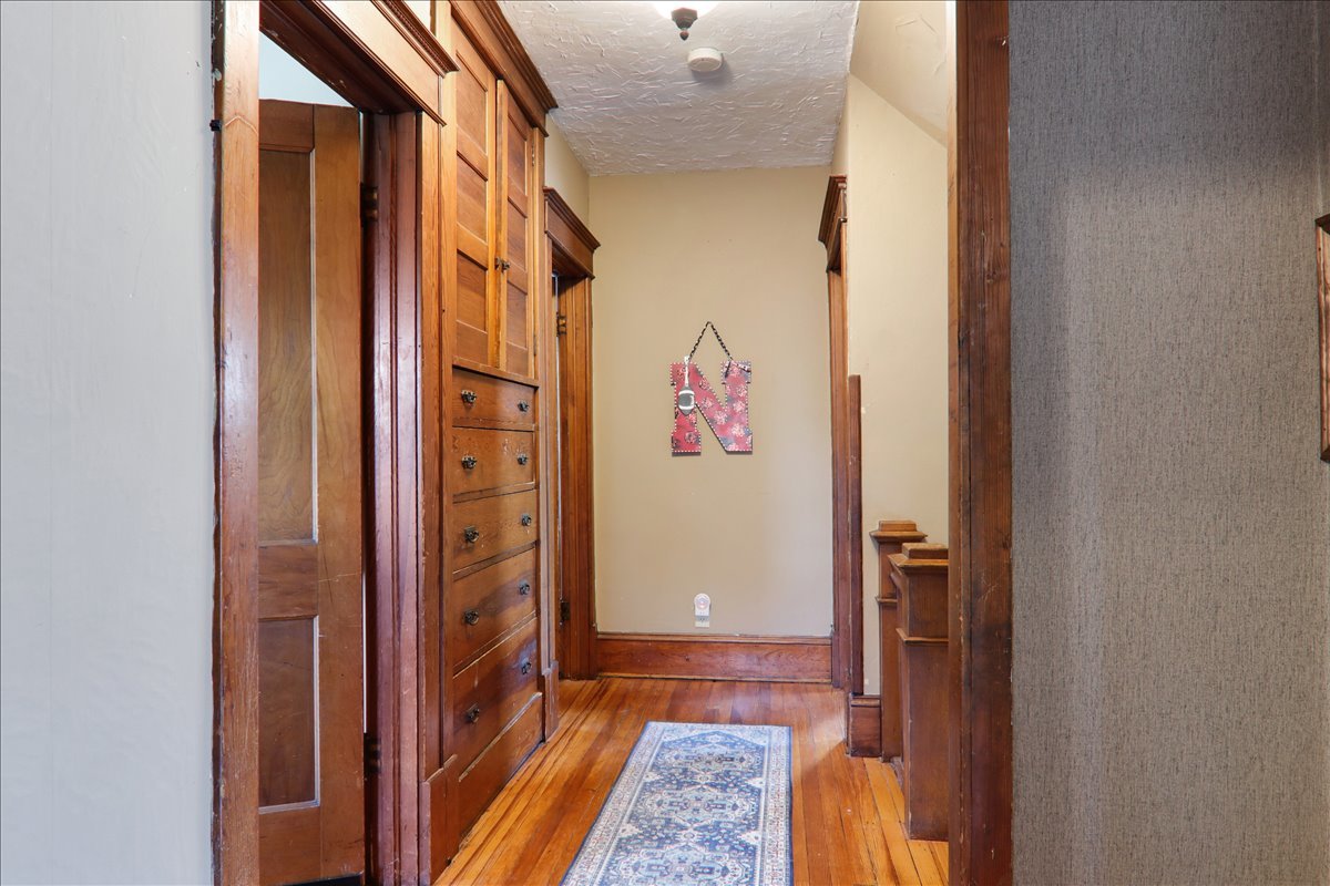 302 E Main Street, Colfax, IL 61728