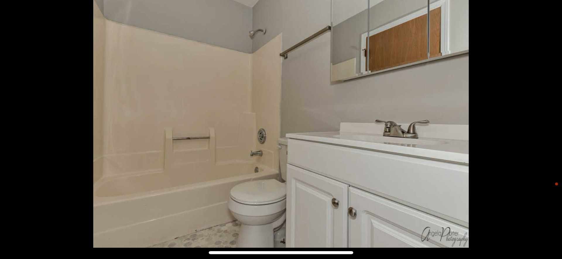 2923 Ezra Avenue, Zion, IL 60099