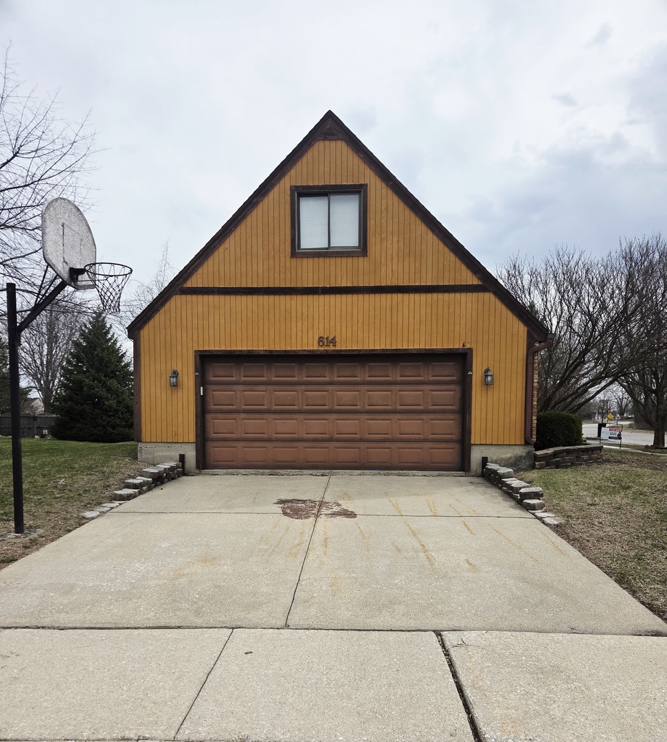 614 Feather Sound Drive, Bolingbrook, IL 60440