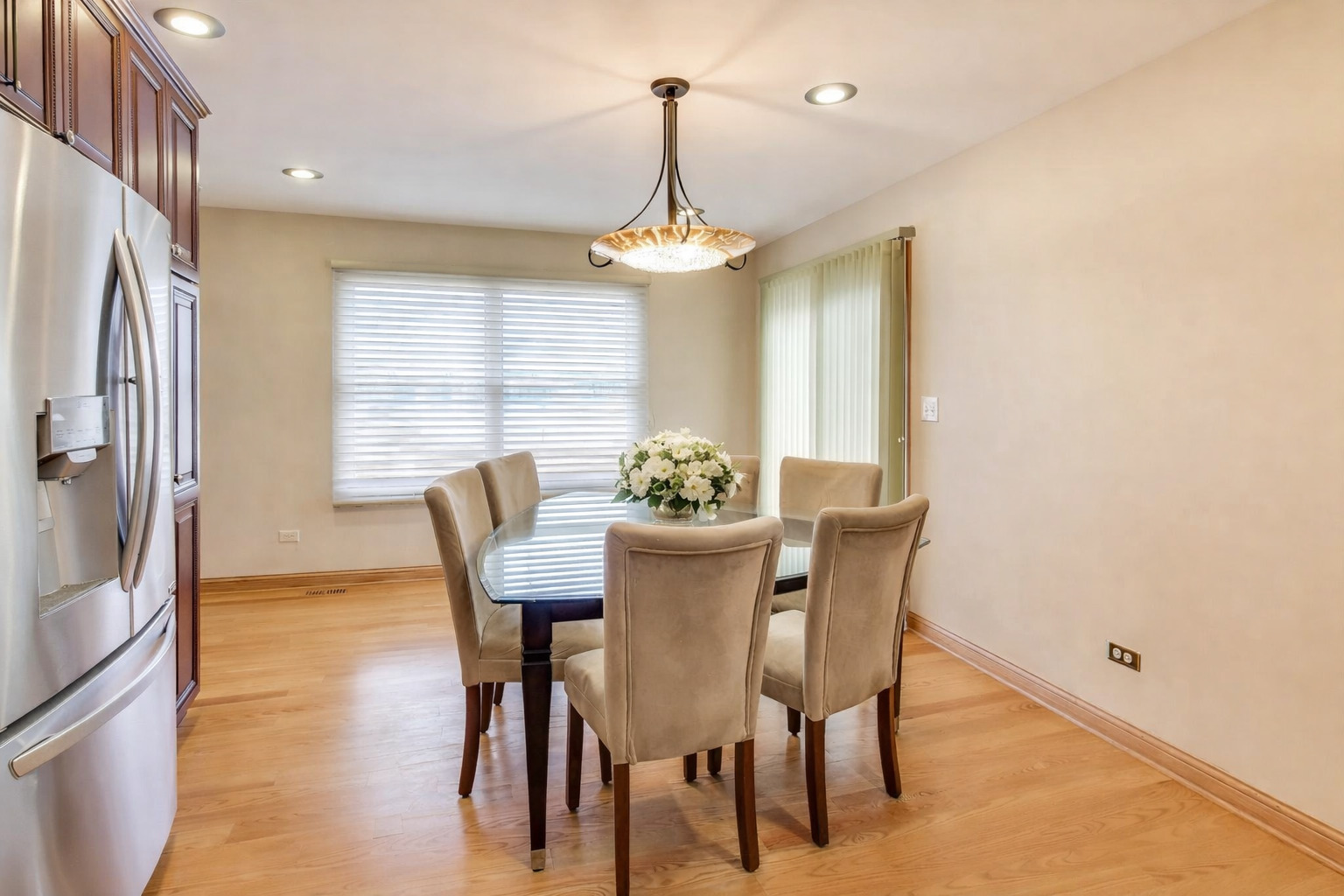 1474 Haar Lane, Elk Grove Village, IL 60007