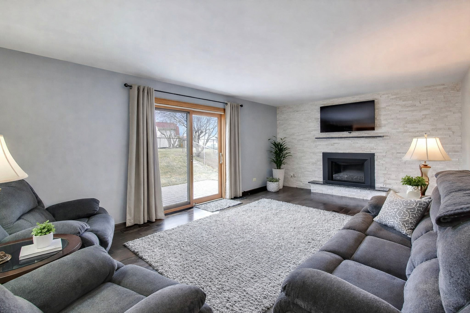 1474 Haar Lane, Elk Grove Village, IL 60007