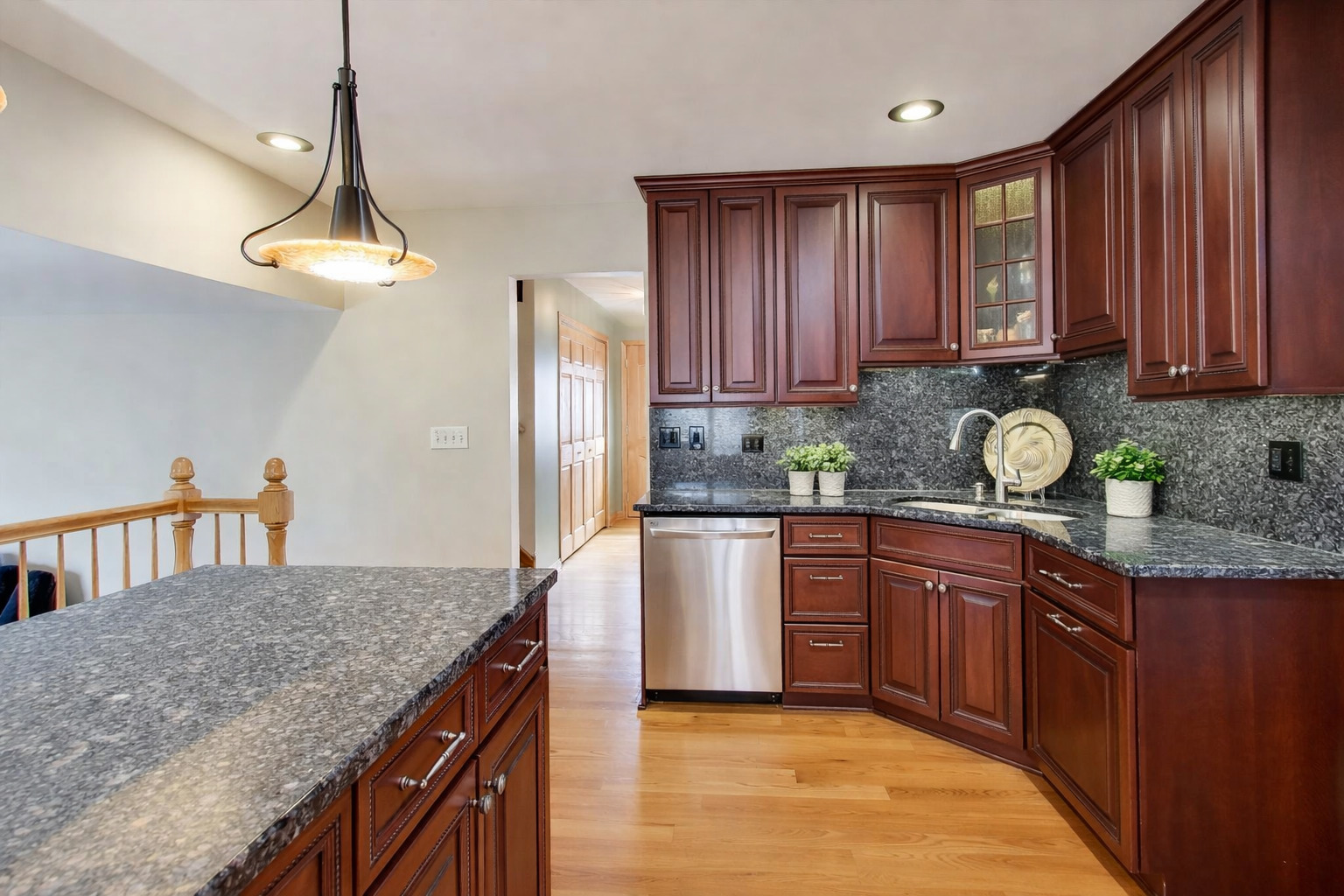 1474 Haar Lane, Elk Grove Village, IL 60007