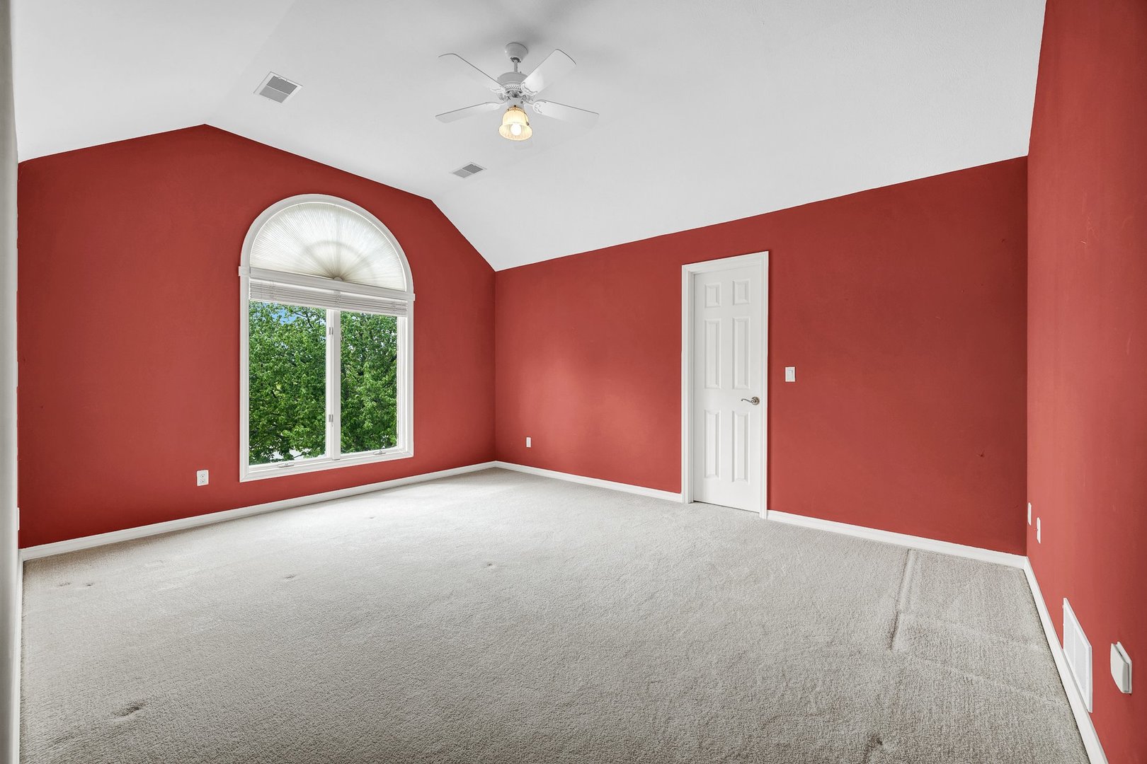 2109 Hackberry Road, Bloomington, IL 61704