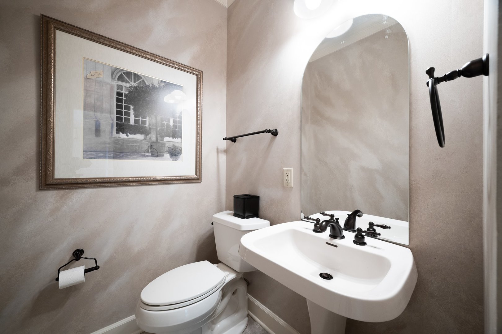 2109 Hackberry Road, Bloomington, IL 61704