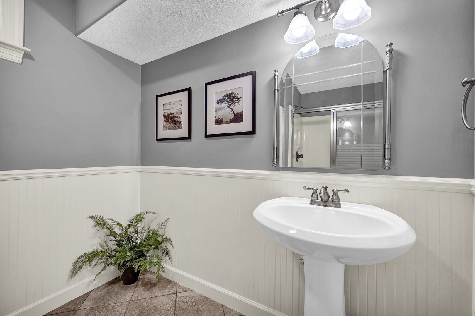 2109 Hackberry Road, Bloomington, IL 61704