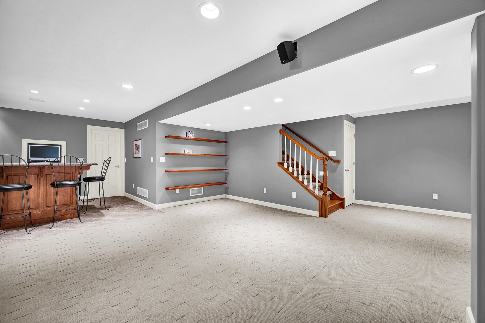 2109 Hackberry Road, Bloomington, IL 61704