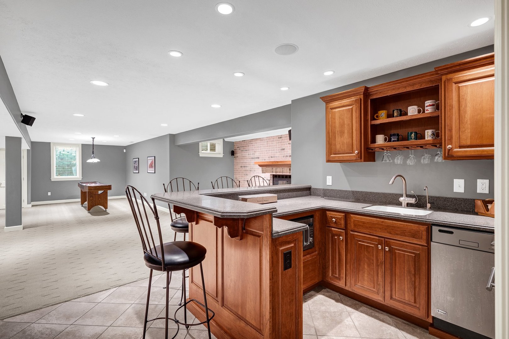 2109 Hackberry Road, Bloomington, IL 61704