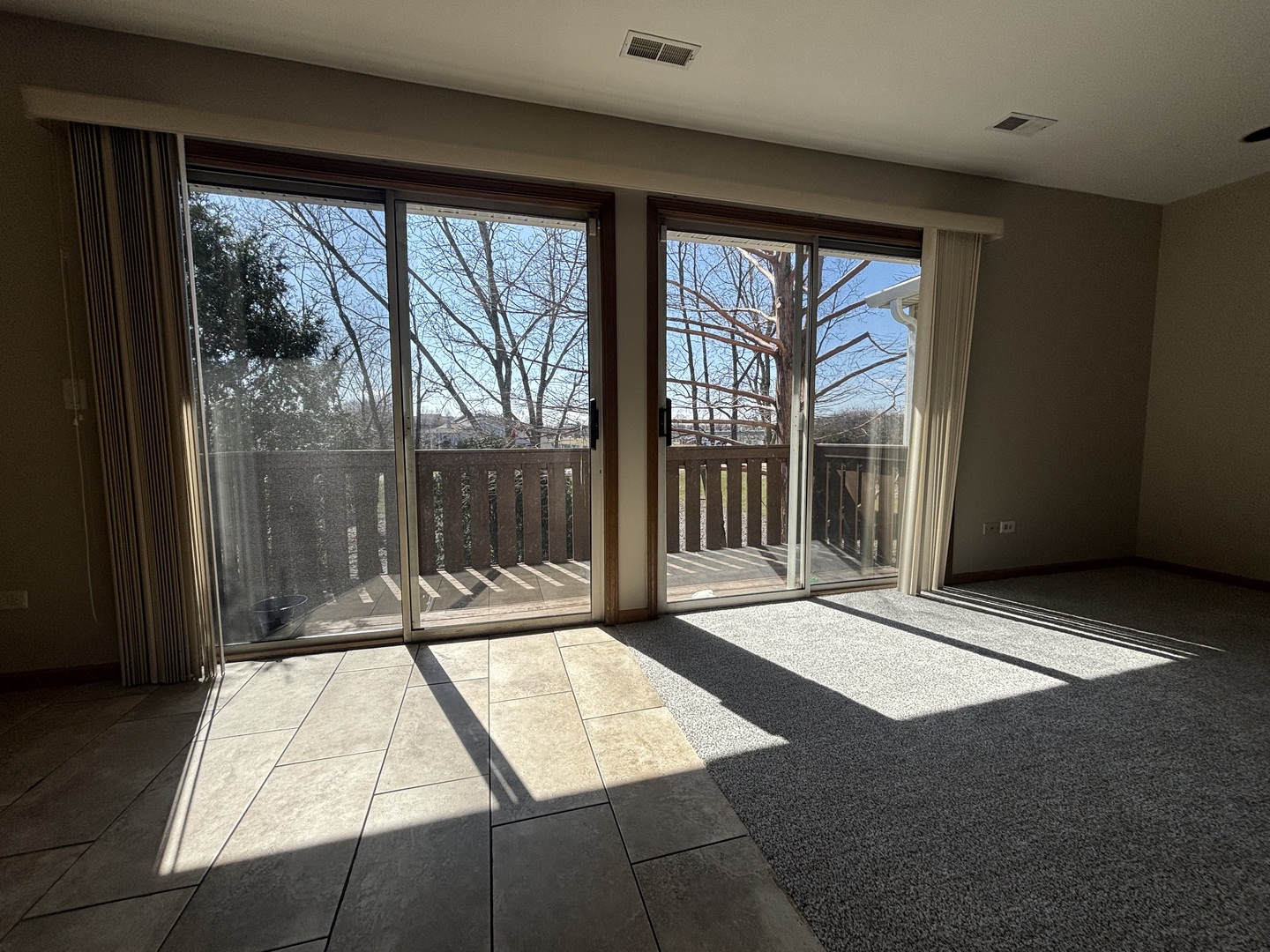 615 Mallard Court #C2, Bartlett, IL 60103