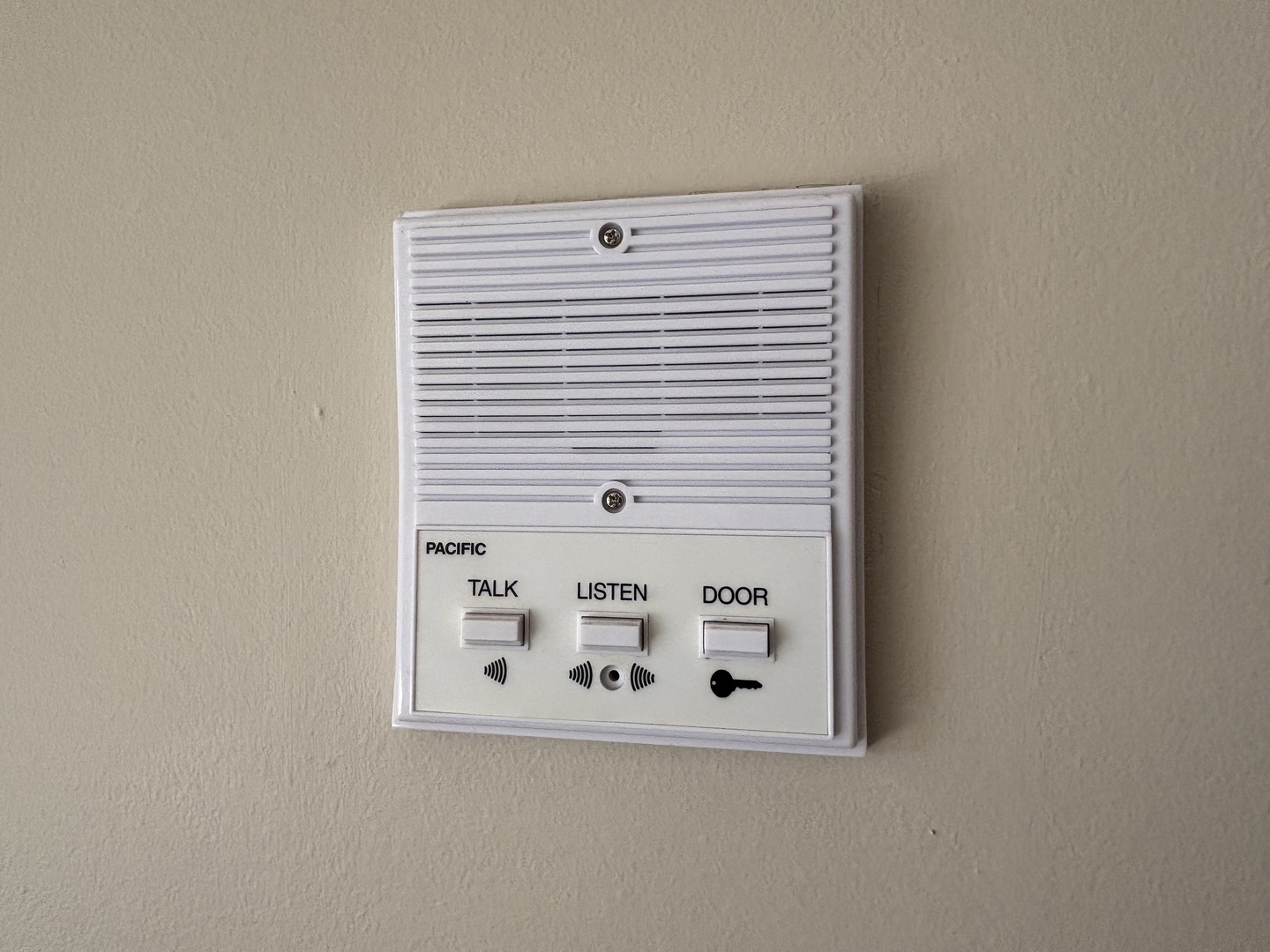 615 Mallard Court #C2, Bartlett, IL 60103