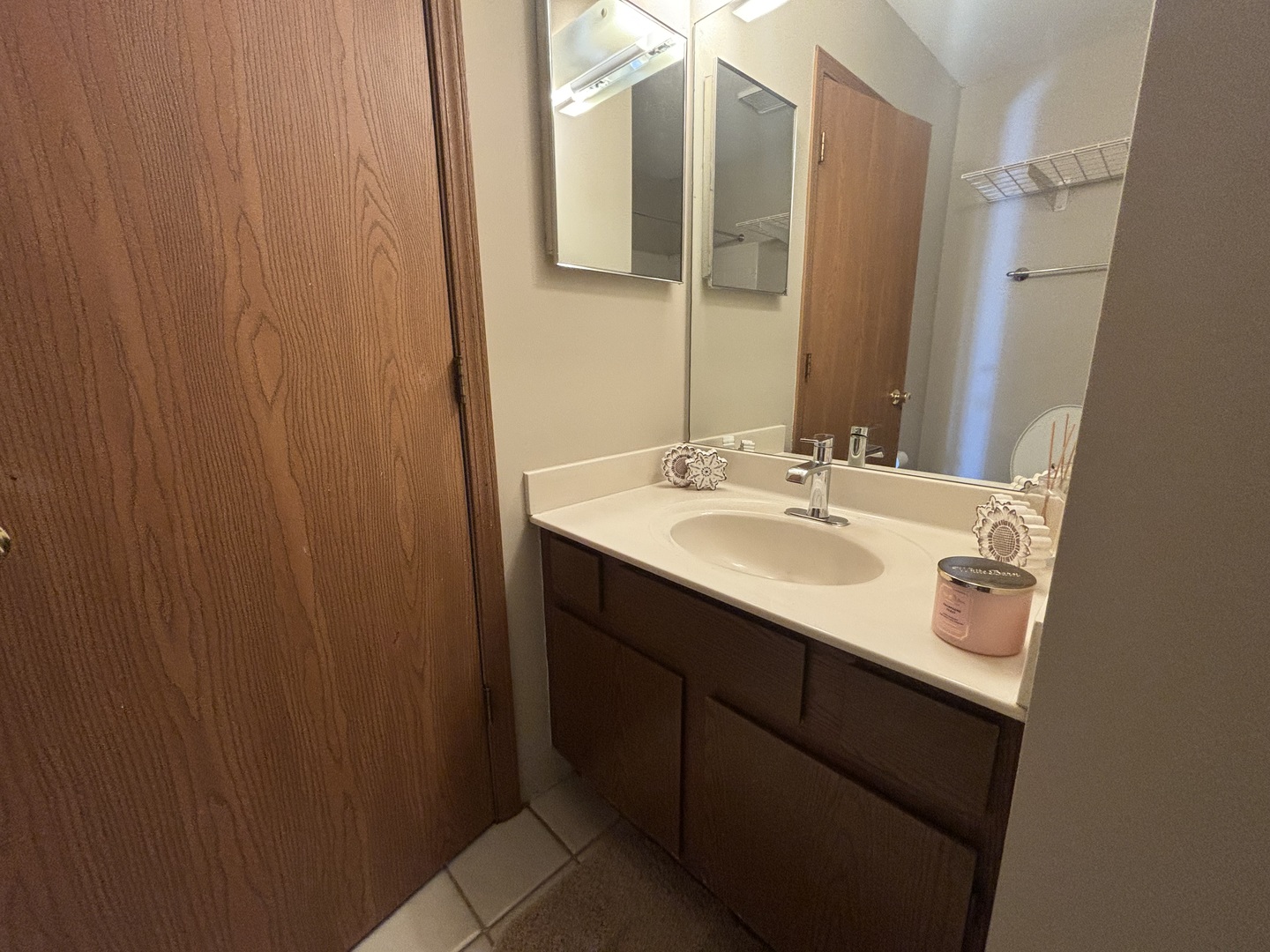 615 Mallard Court #C2, Bartlett, IL 60103