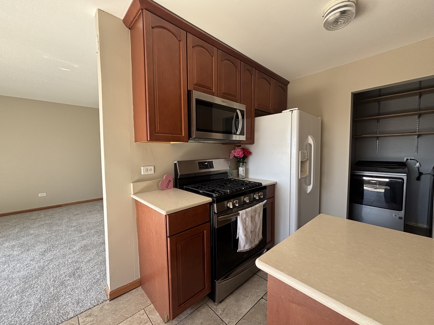 615 Mallard Court #C2, Bartlett, IL 60103